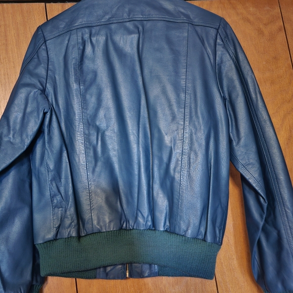 Leather bomber jacket - Picture 2 of 4